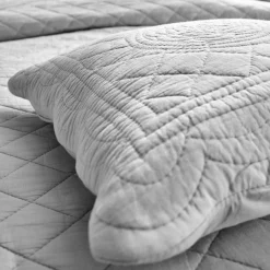 Effen bedsprei in boutisstijl Cassandre
