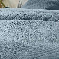 Effen bedsprei in boutisstijl Cassandre