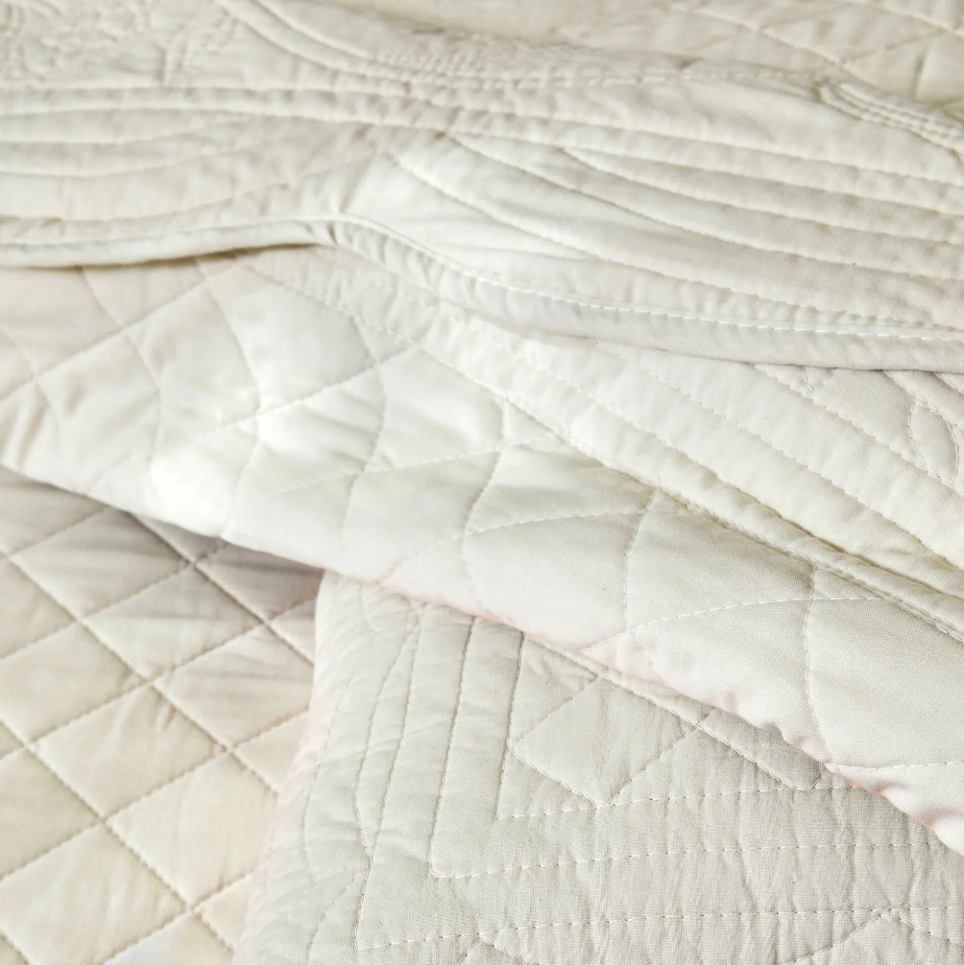 Effen bedsprei in boutisstijl Cassandre