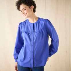 Effen bloes met ronde hals, details in ladderajour