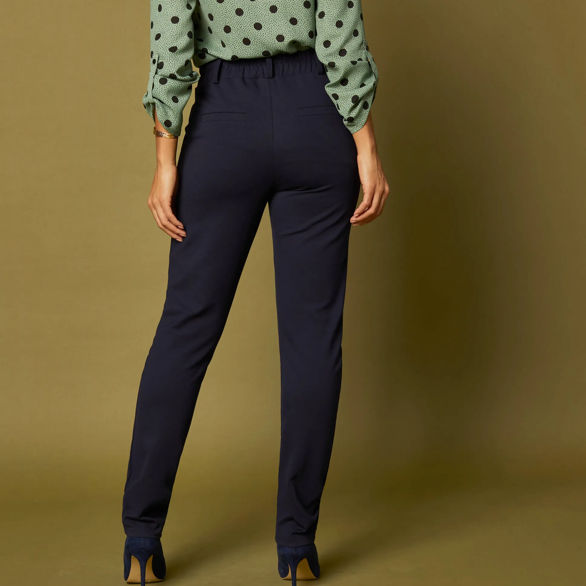 Effen chino broek, milanotricot