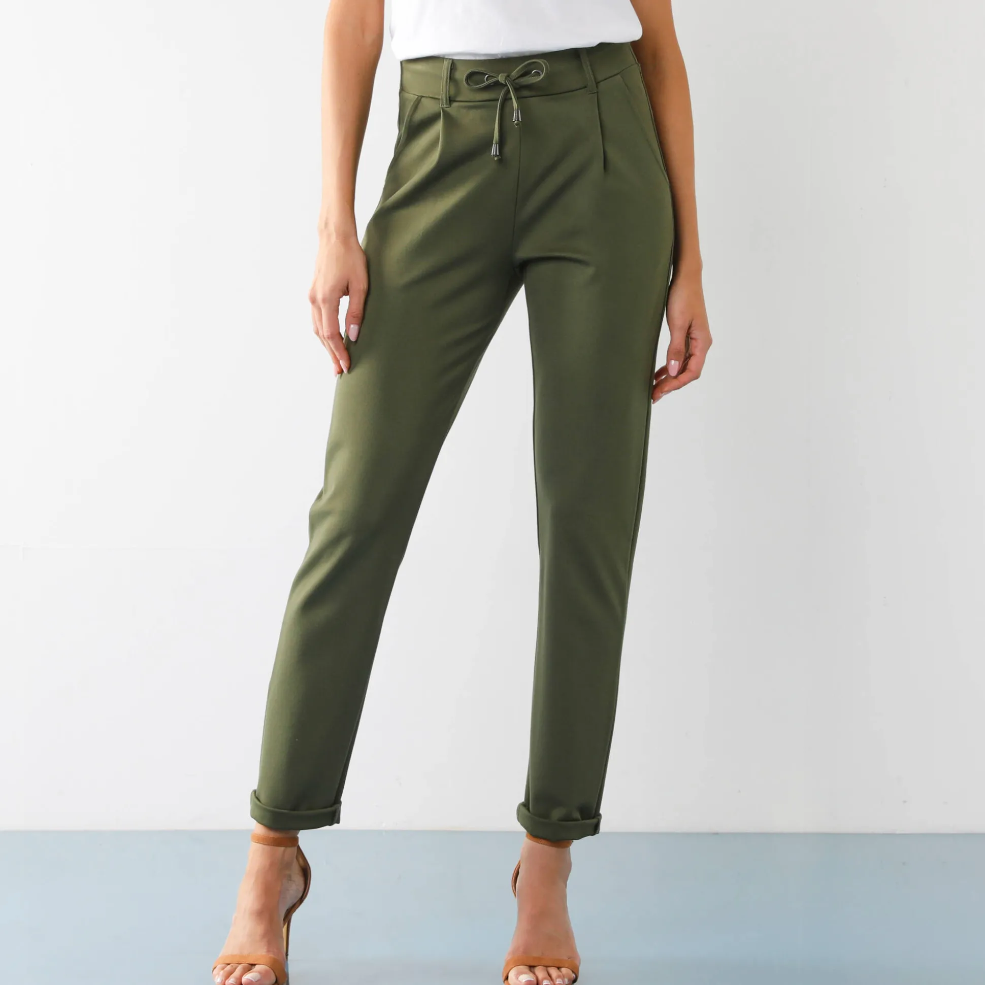 Effen chino broek, milanotricot