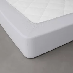 Effen hoeslaken in katoenbatist, hoeken van 40 cm