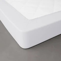 Effen hoeslaken in katoenbatist, hoeken van 40 cm