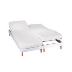 Effen hoeslaken in polyester-katoen voor gelede bedbodems, hoeken van 26 cm