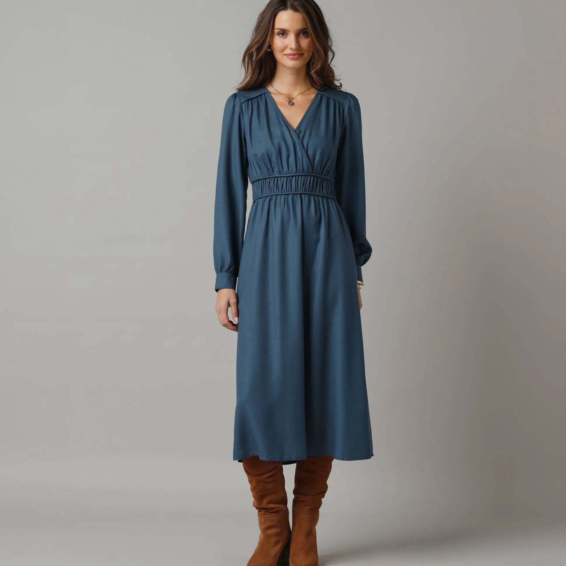 Effen jurk met lange mouwen, strookdetails