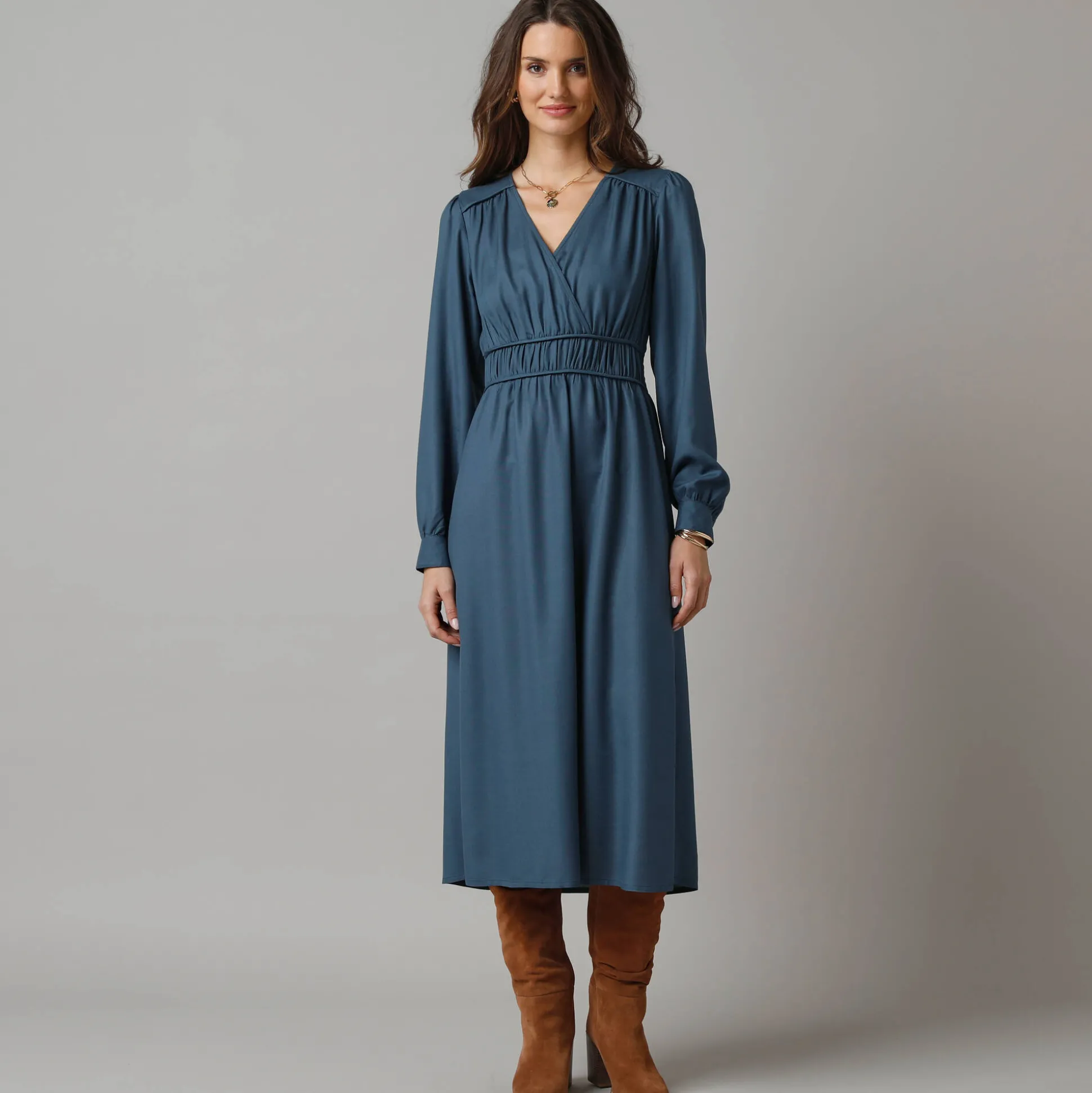 Effen jurk met lange mouwen, strookdetails