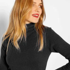 Effen rolkraagtrui in ribbeltricot<br>