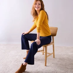 Effen trui in ribbeltricot met V-hals