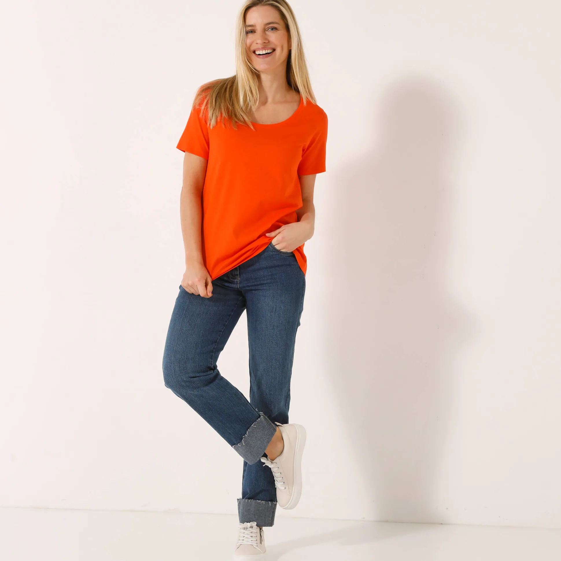 Effen T-shirt in biokatoen met ronde hals, eco-verantwoord
