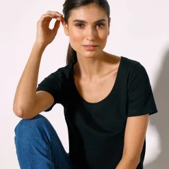 Effen T-shirt in biokatoen met ronde hals, eco-verantwoord