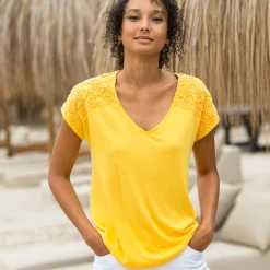 Effen T-shirt met macramé