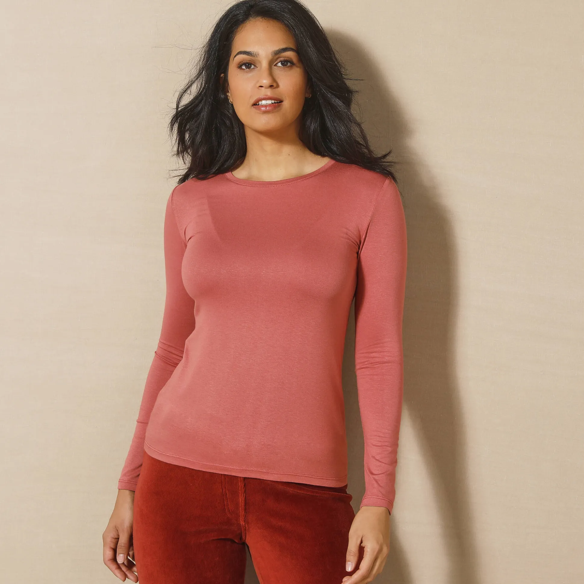 Effen T-shirt met ronde hals, in stretchstof