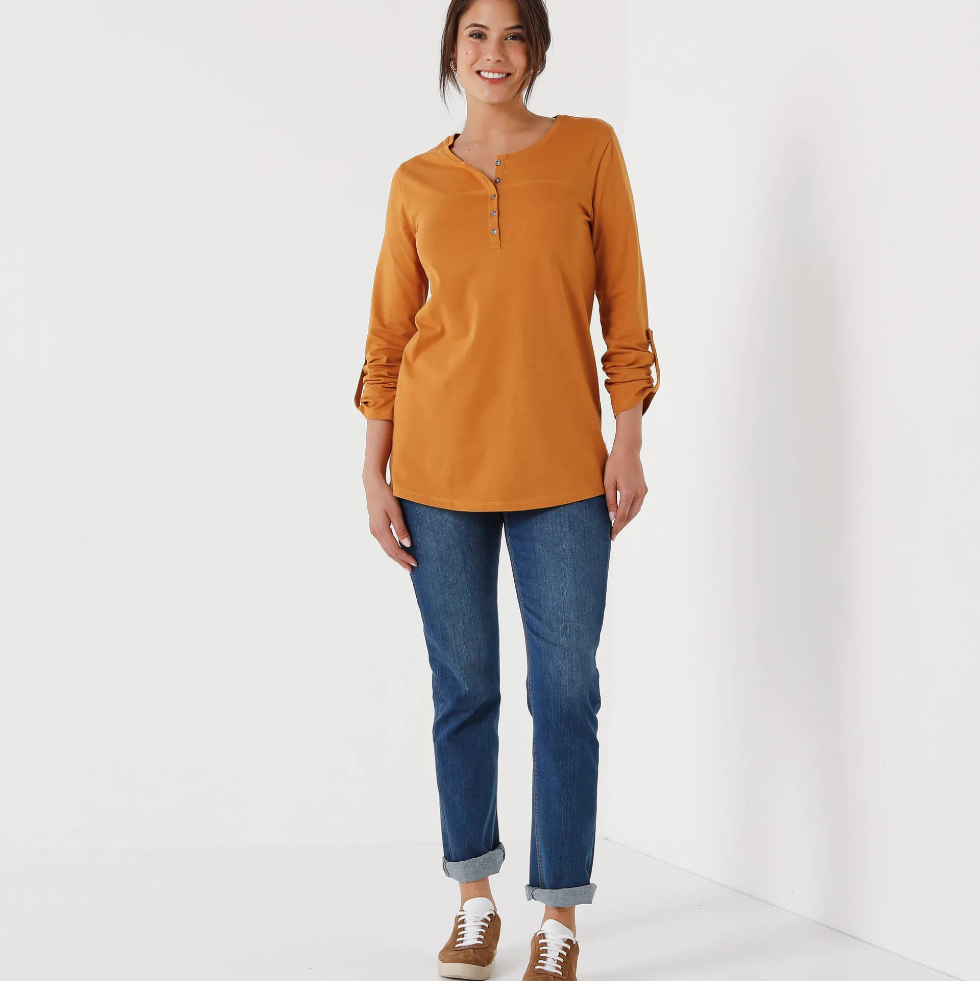 Effen tuniek met Tunesische hals en lange mouwen