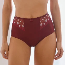 Gaineslip in microvezel en geborduurde tule Caminata