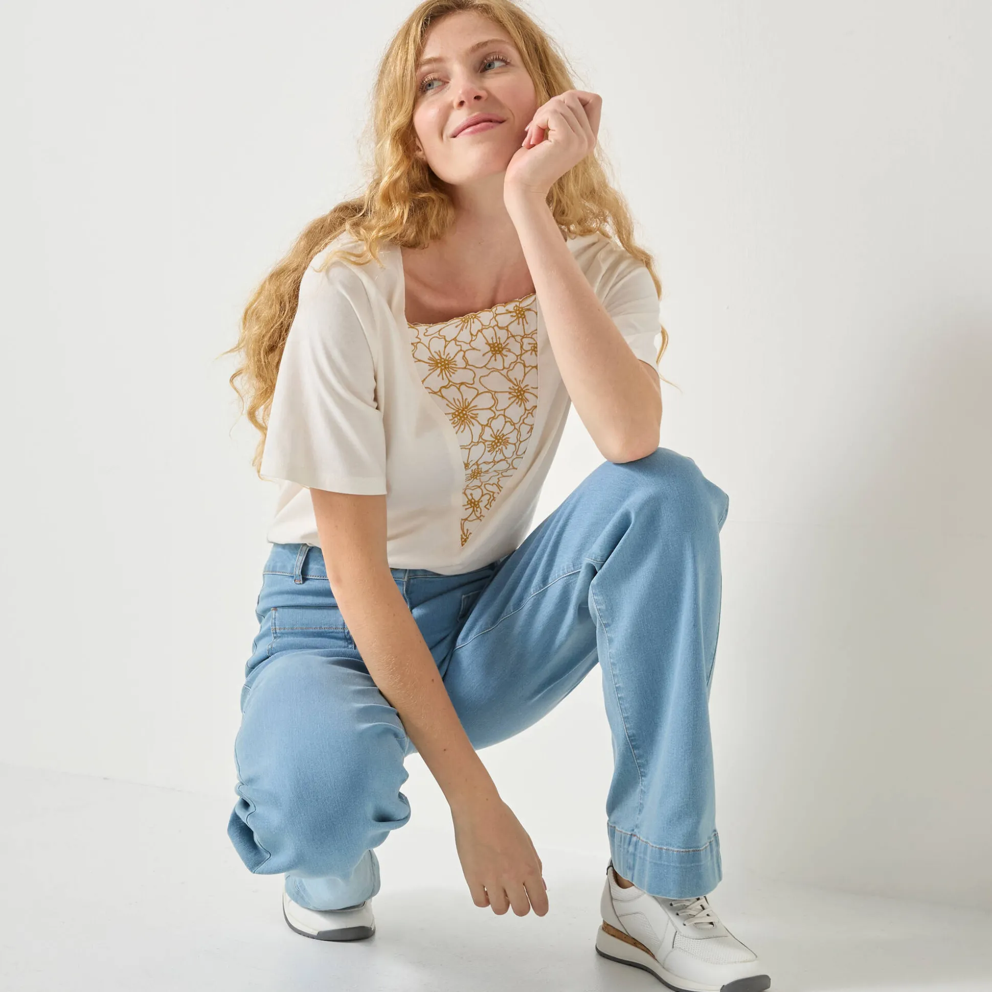 Geborduurd boxy T-shirt, korte wijde mouwen