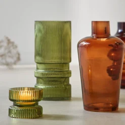 Gegroefde vaas in glas