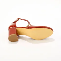 Gelakte saloméschoenen met hak