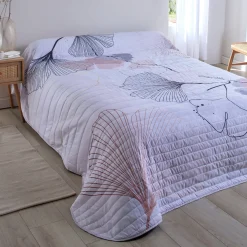 Gematelasseerde bedsprei met ginkgoprint