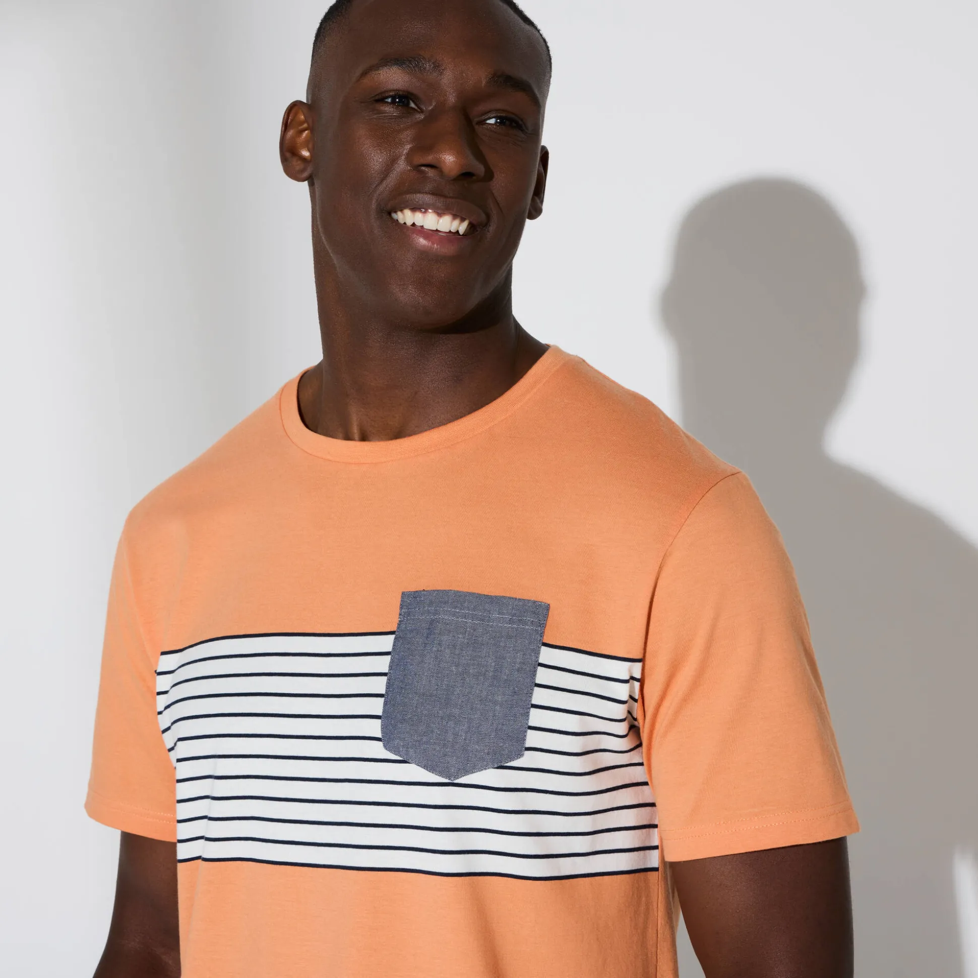Gestreept T-shirt met korte mouwen