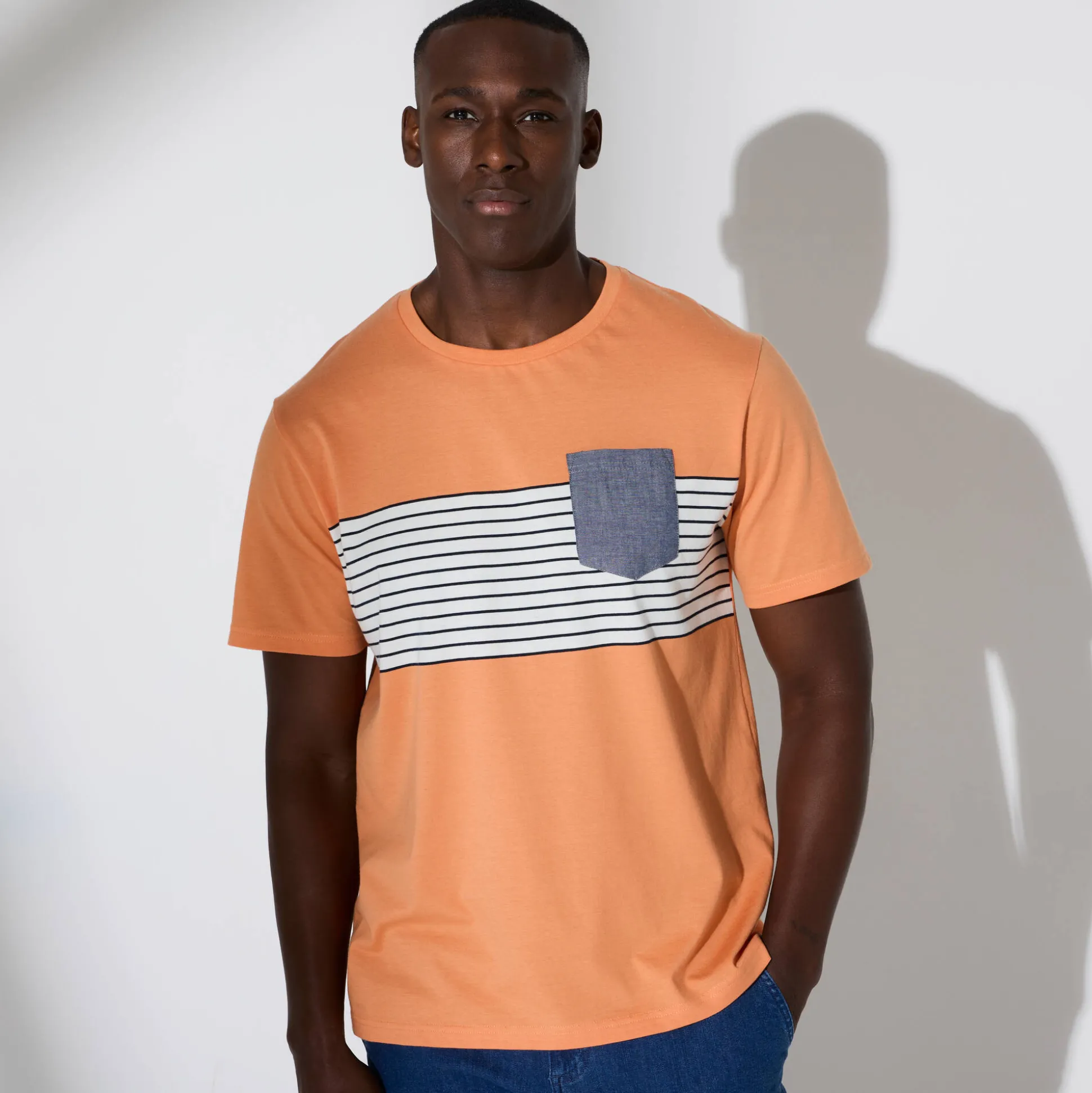 Gestreept T-shirt met korte mouwen
