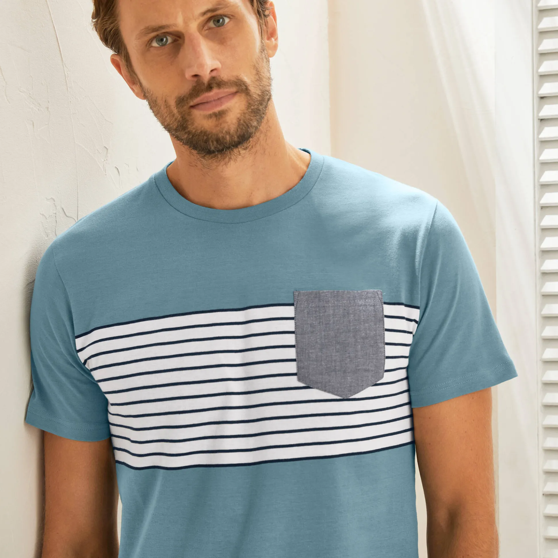 Gestreept T-shirt met korte mouwen