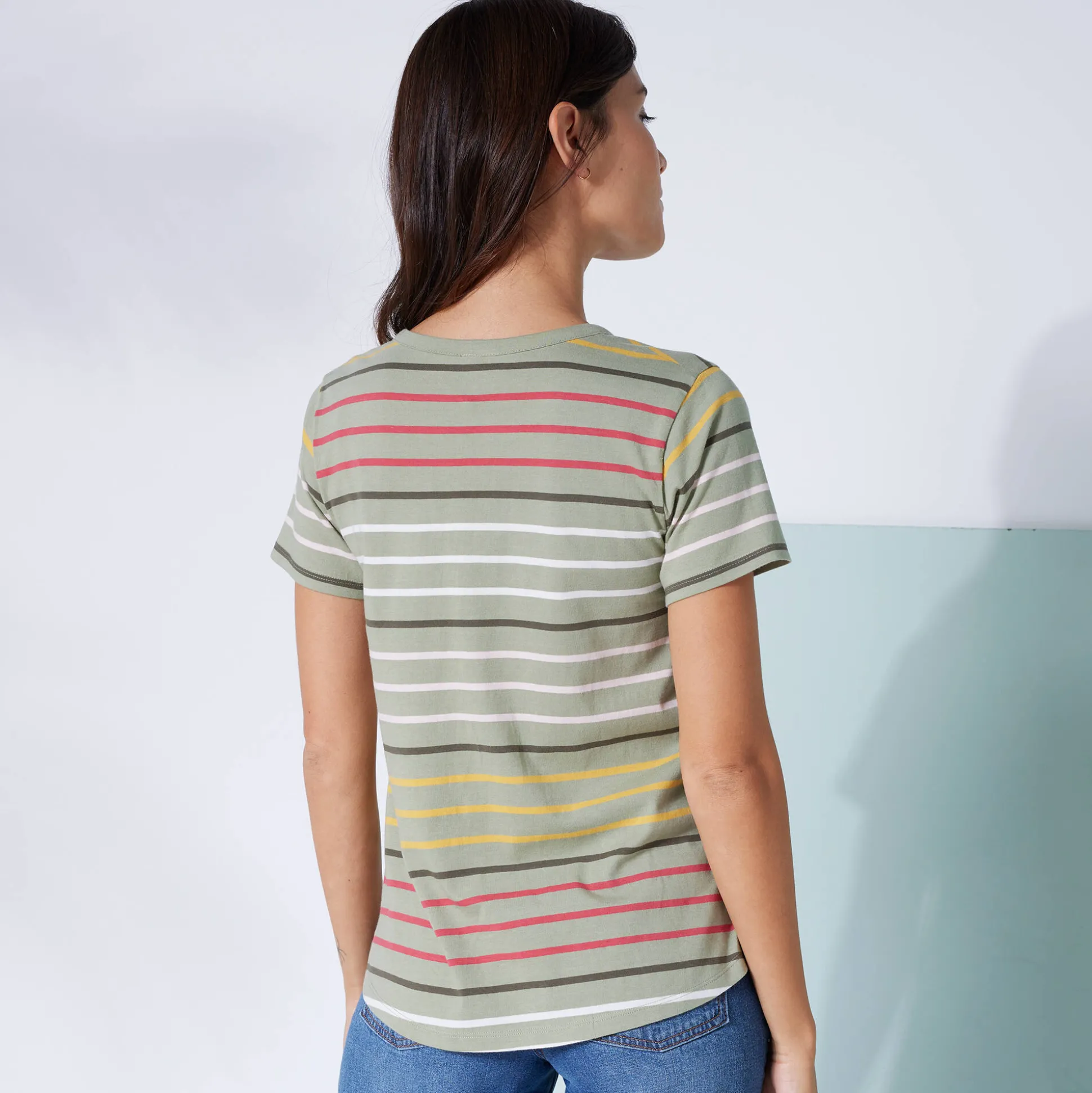 Gestreept T-shirt met Tunesische hals en korte mouwen