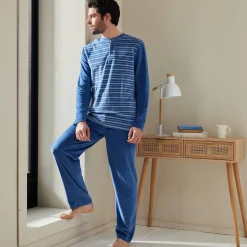 Gestreepte pyjama in velours met korte mouwen