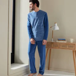 Gestreepte pyjama in velours met korte mouwen