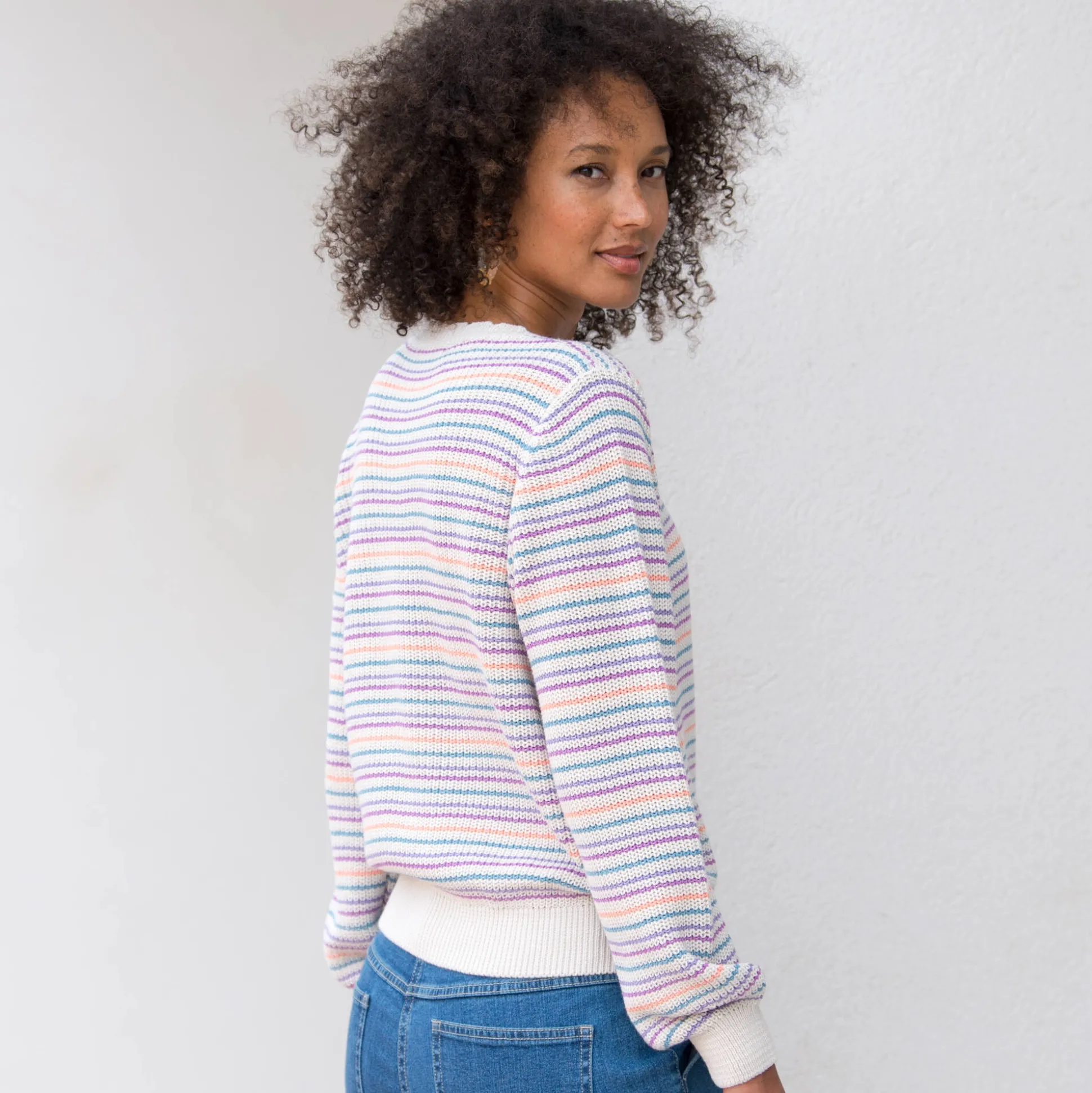 Gestreepte trui met aflopend effect, patenttricot