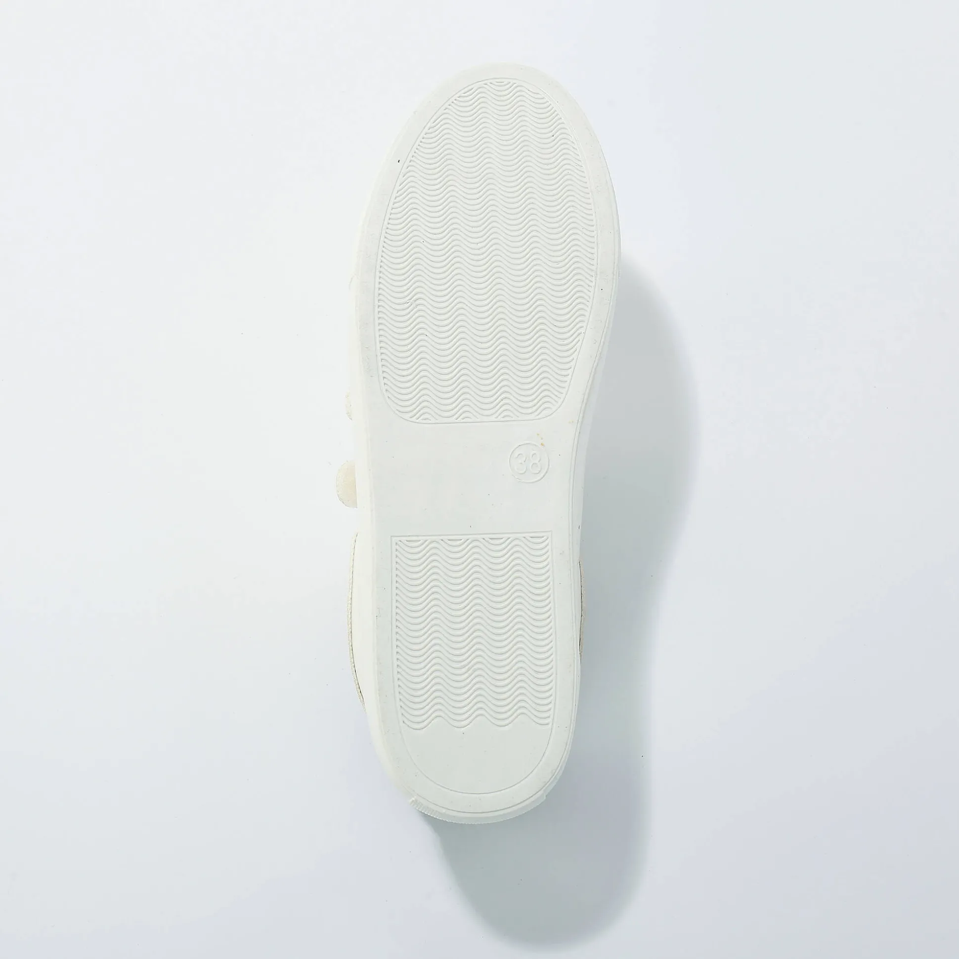 Goudkleurige sneakers met scratchsluiting