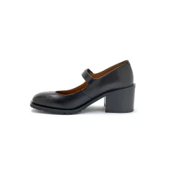 Hakschoenen met riempje en comfortbreedte