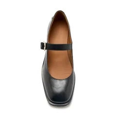 Hakschoenen met riempje en comfortbreedte