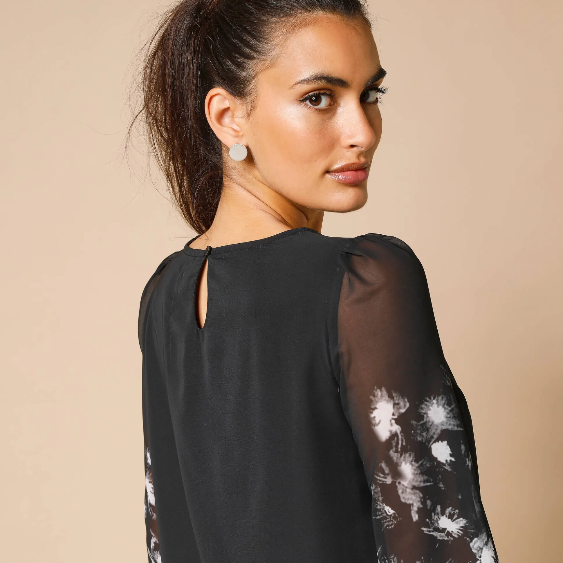 Hoesjurk, voile met bloemenprint