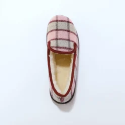 Hoge pantoffels met wolvoering, geruit motief