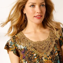 Jurk met tropical print - decolleté met macramé