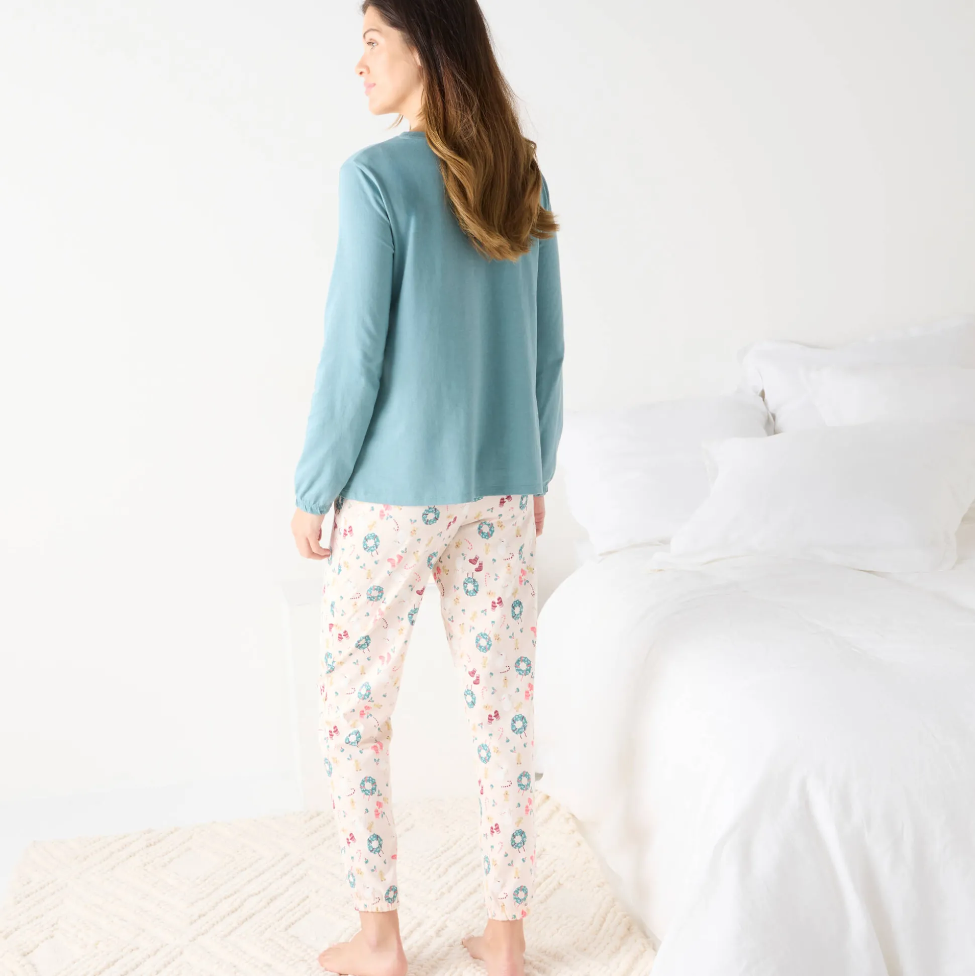 Kerstkrans pyjama + bijpassend slaapmasker