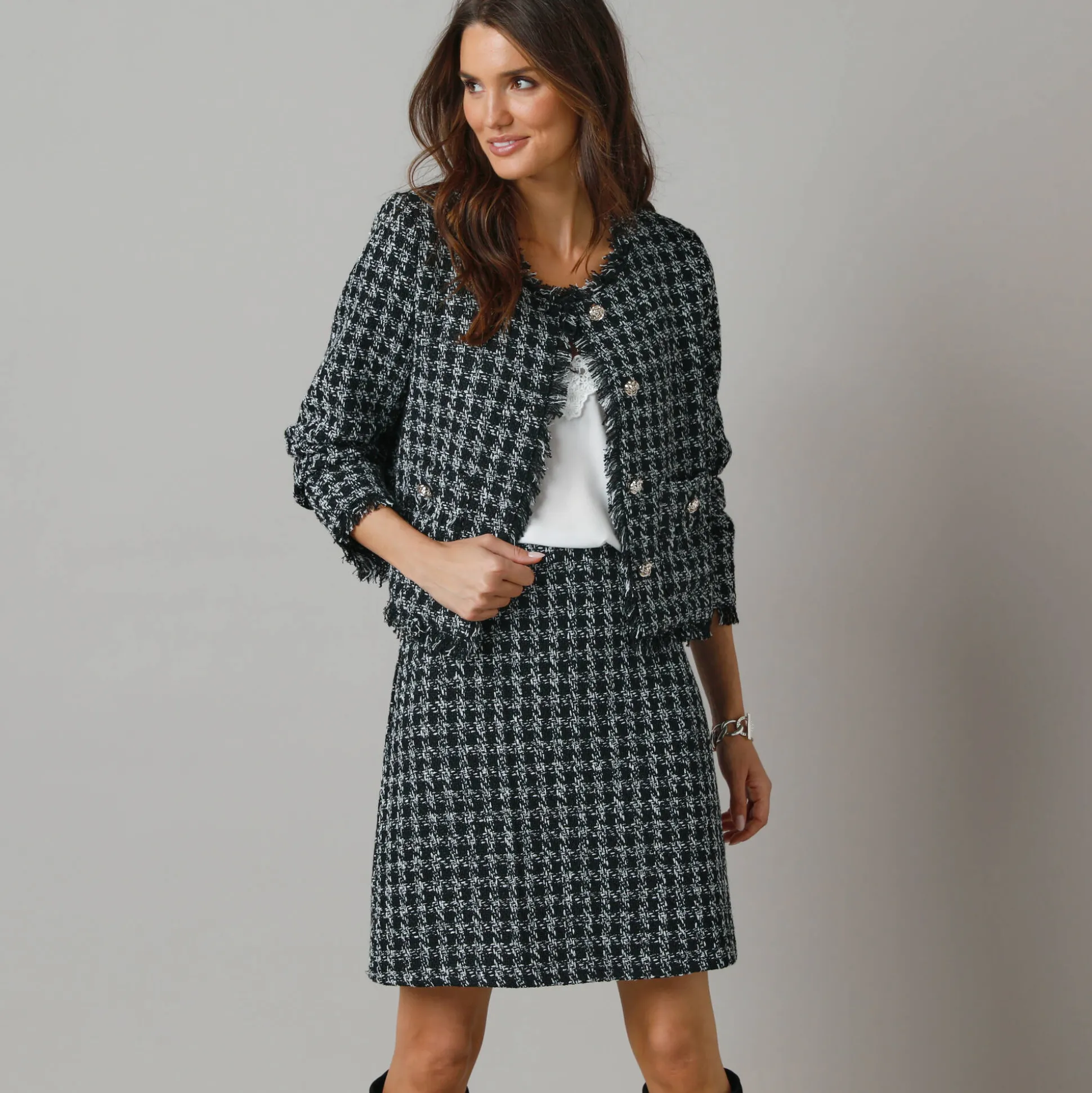 Kort jasje in tweed