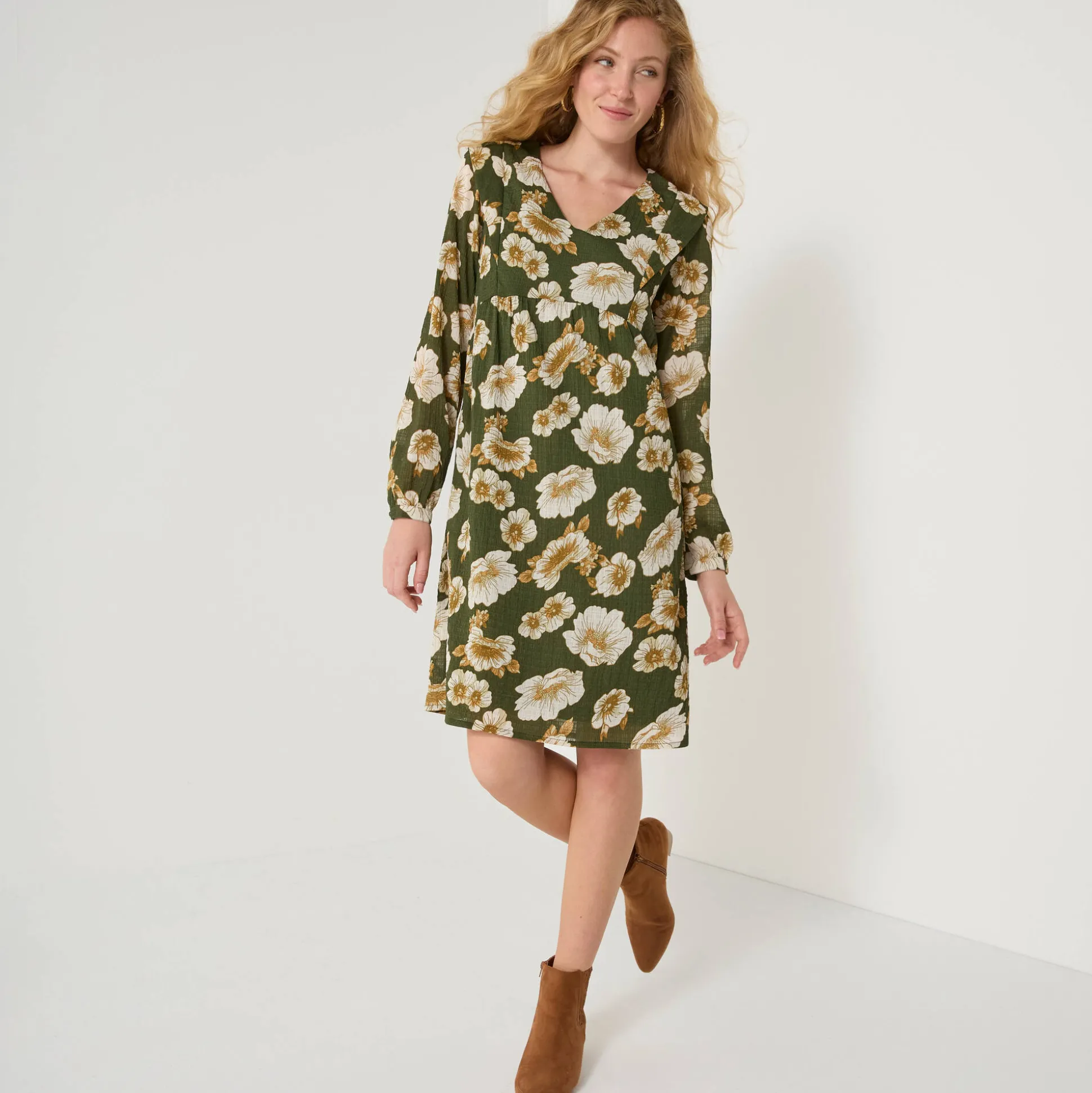 Korte textuurjurk met bloemenprint