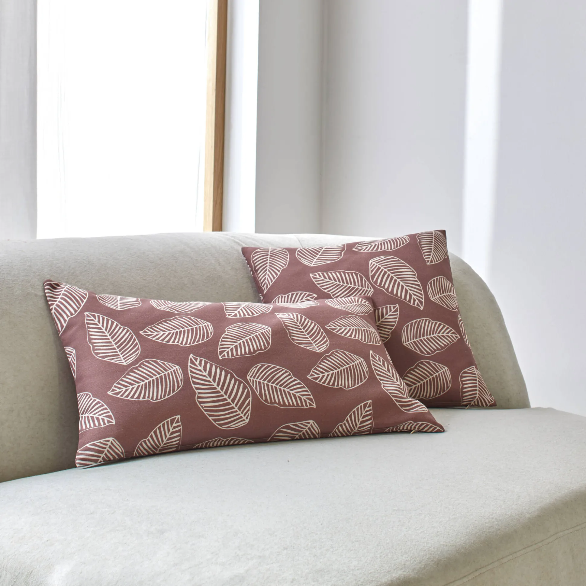 Kussenhoes met kleine bladerenprint - set van 2