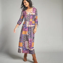 Lange jurk met patchworkprint en V-hals