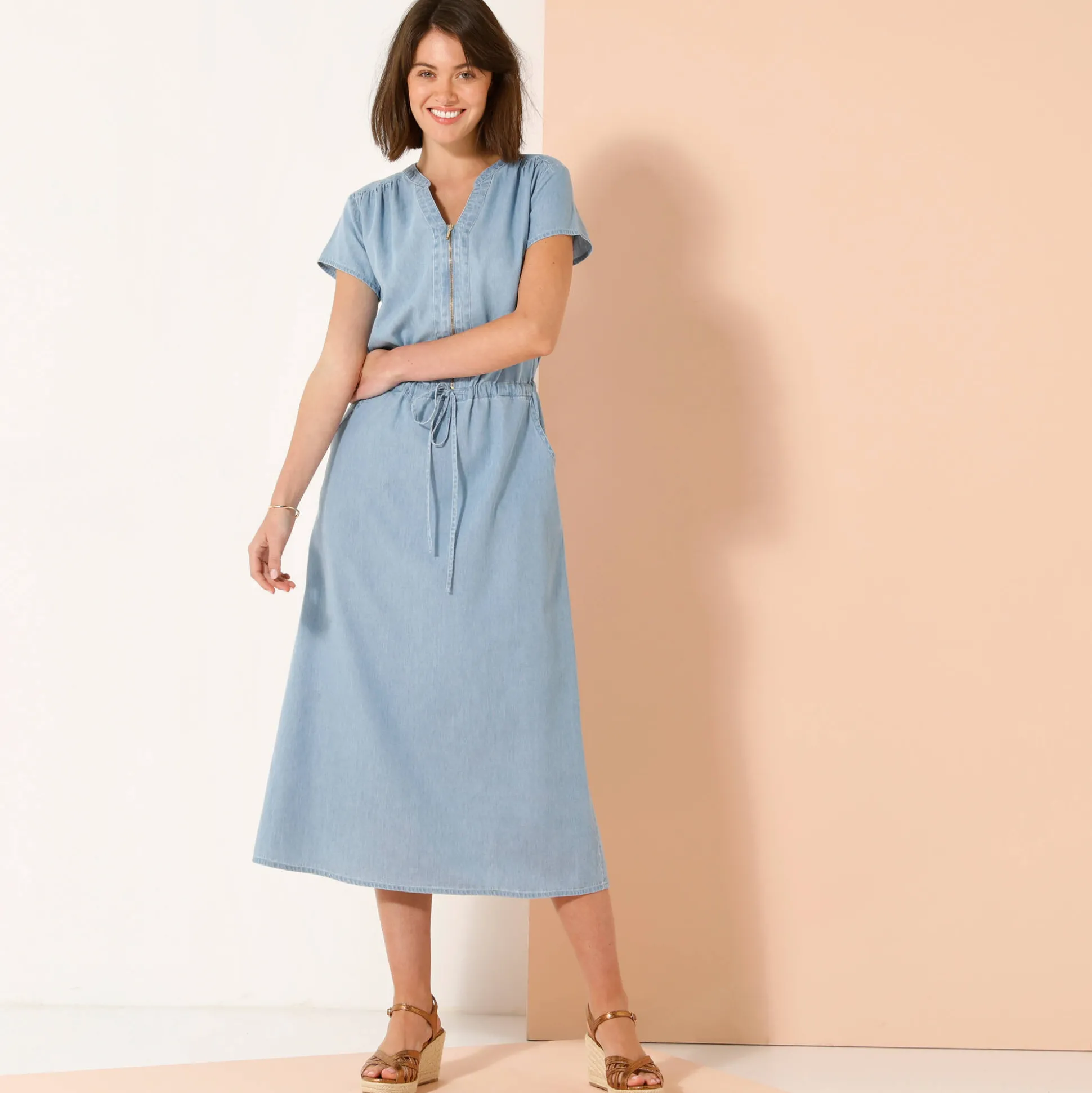 Lange jurk met ritskraag, licht denim