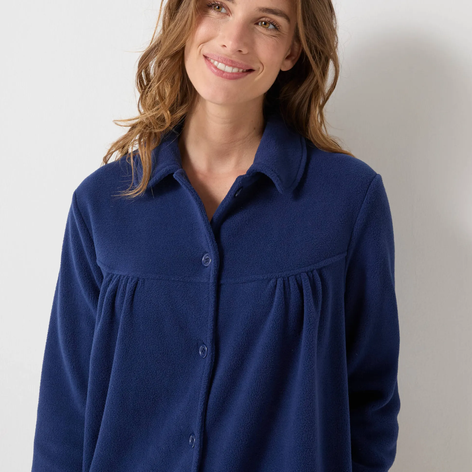 Lange kamerjas in fleece, Claudinekraagje