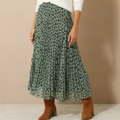 Lange rok met plissé, voile met luipaardprint