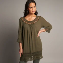 Lange tuniek met macramé en 3/4-mouwen