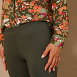 Legging met fantasieknopen