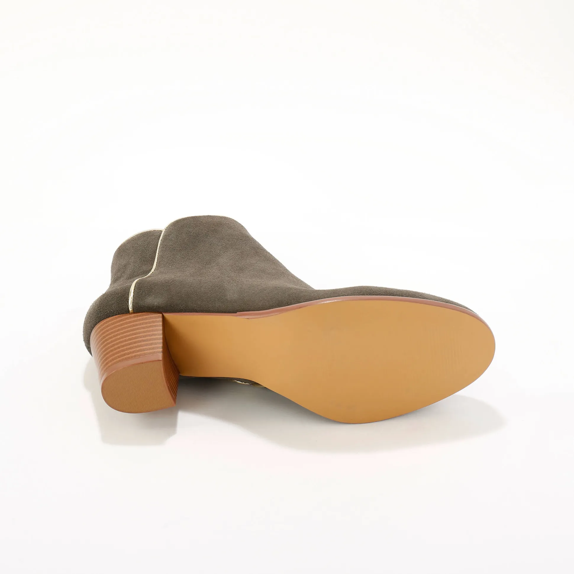 Leren boots met goudkleurig biesje