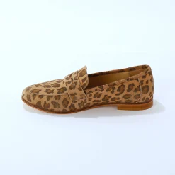 Leren mocassins met luipaardmotief