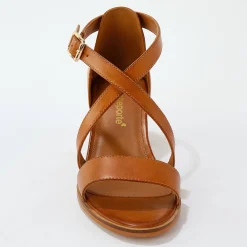Leren sandalen met hak