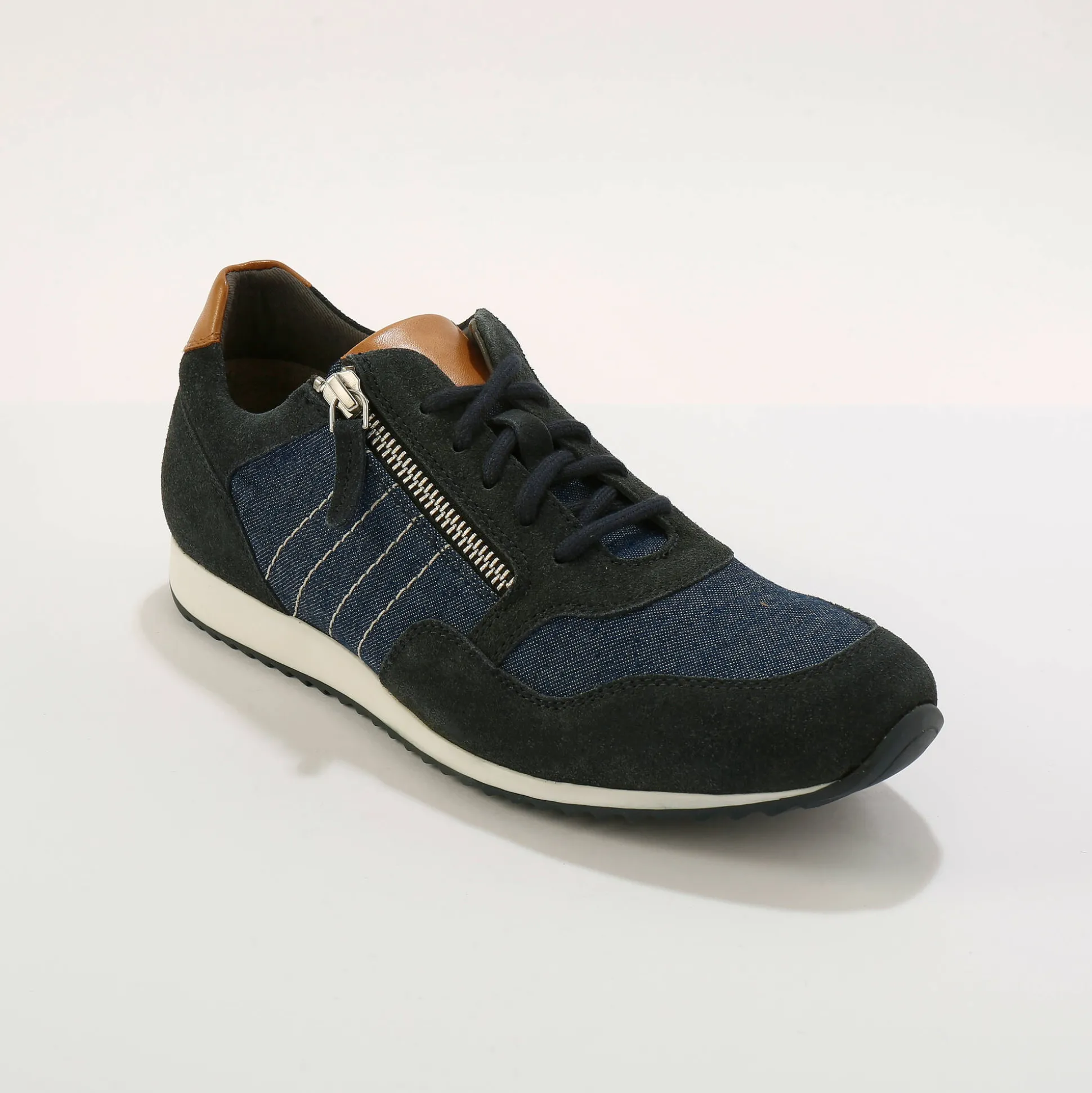 Leren sneakers in 2 materialen, veters en rits